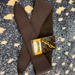 Halo Black Sports Headband